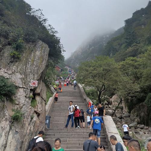 济南到泰山一日游_济南到泰山一日游攻略