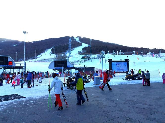 松花湖门票多少钱_松花湖滑雪场门票