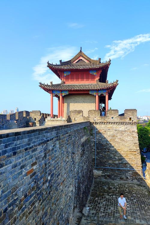 襄阳古城旅游攻略一日游_襄阳古城旅游景点大全